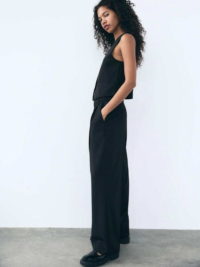 Pantalón de traje con pinzas