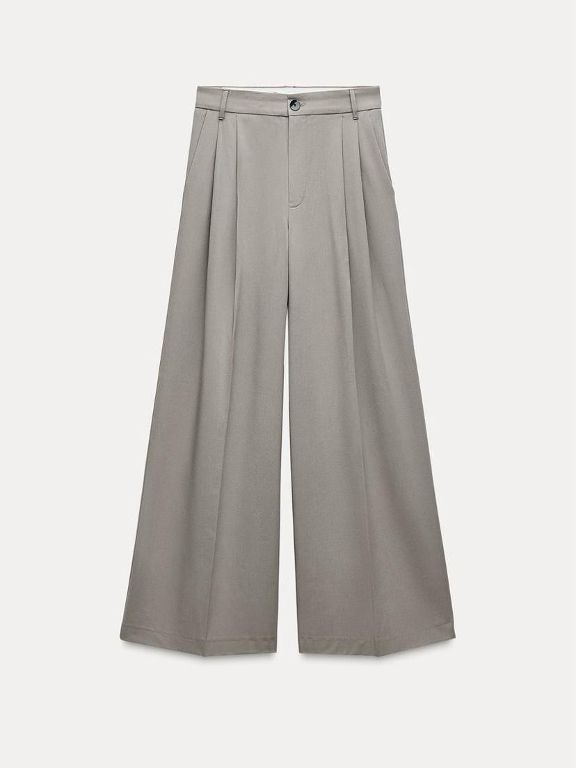 Pantalón de traje con pinzas