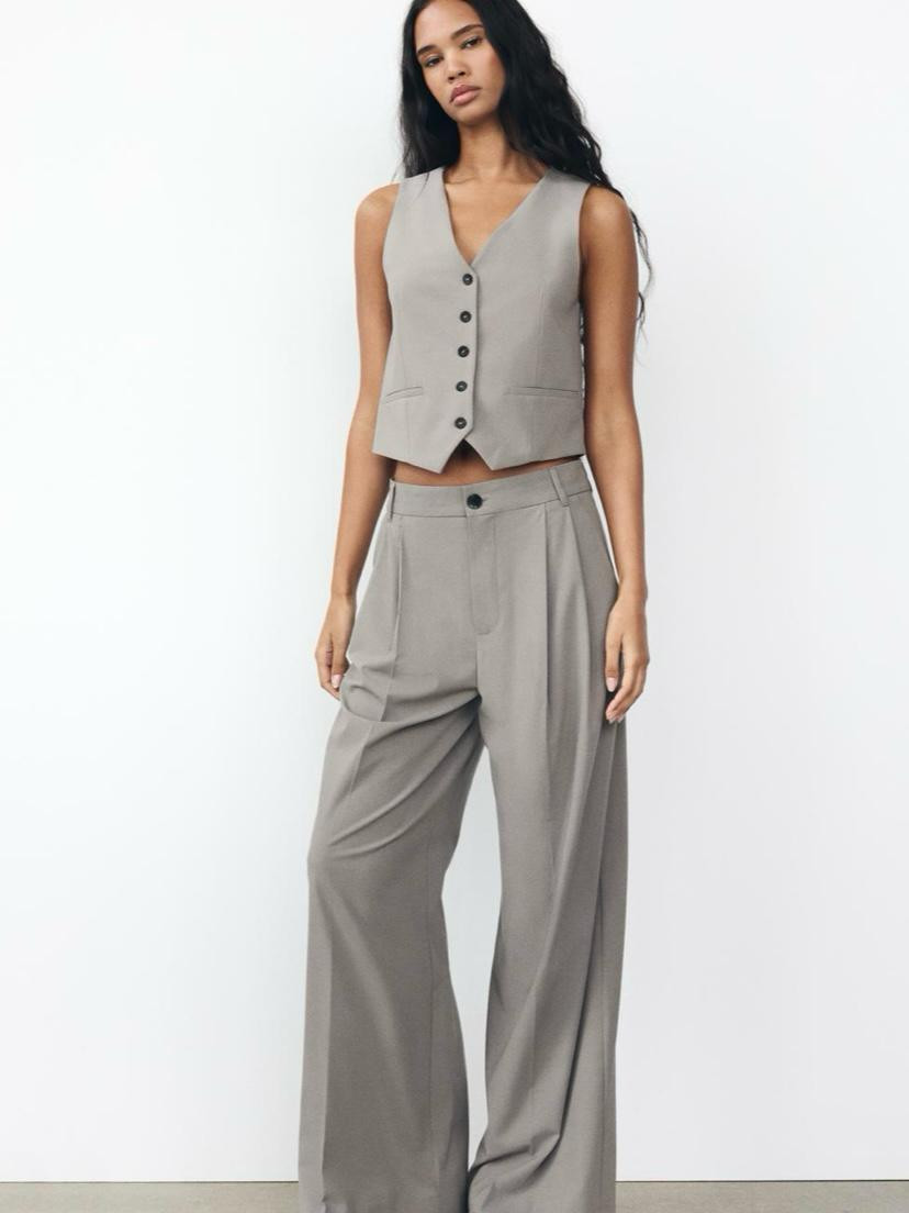 Pantalón de traje con pinzas