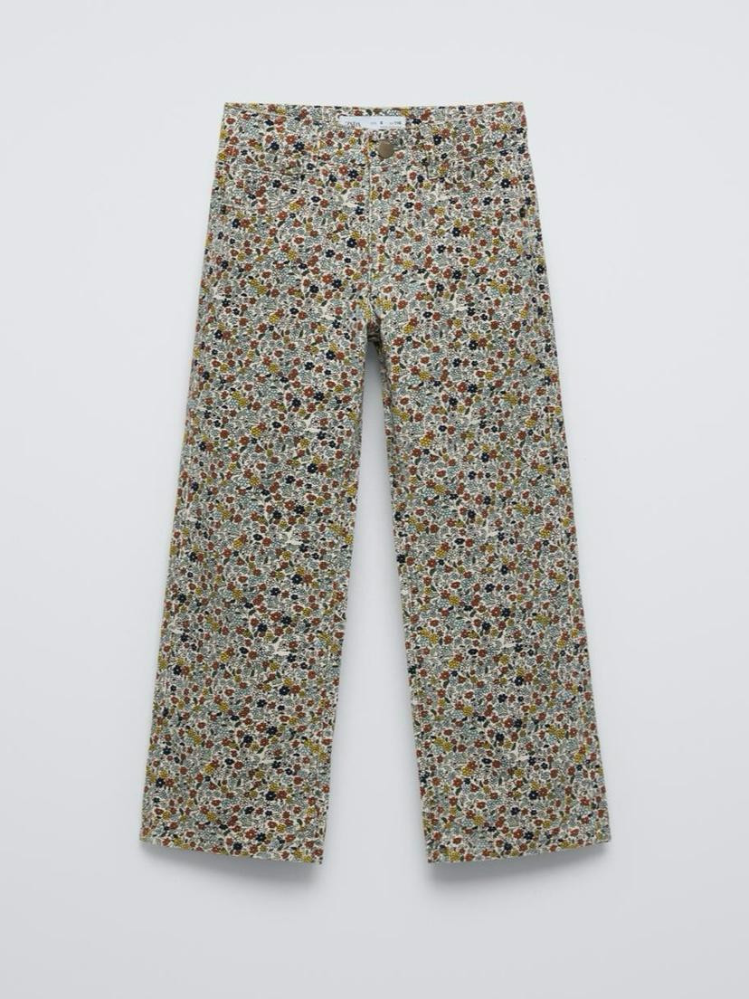Pantalón de flores niña