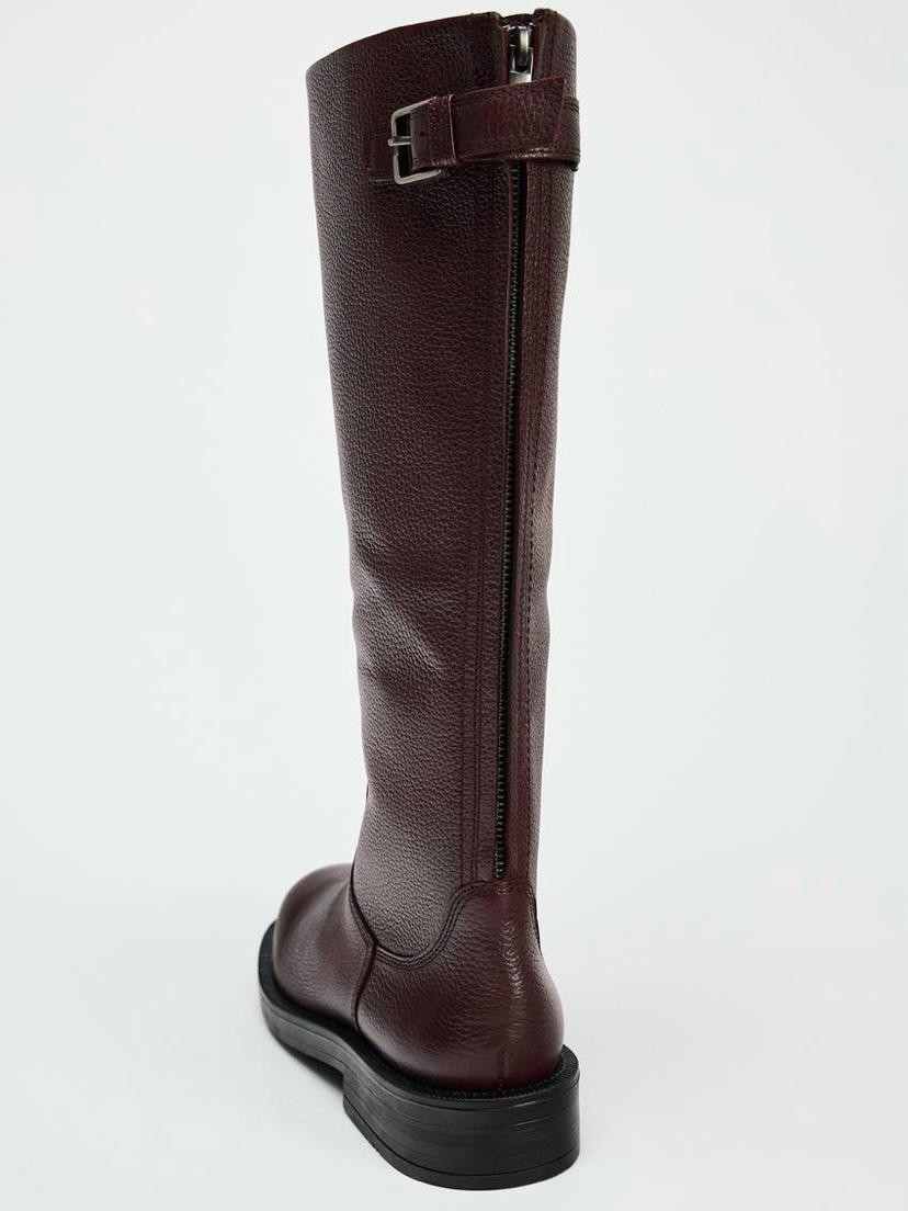 Botas de piel granates