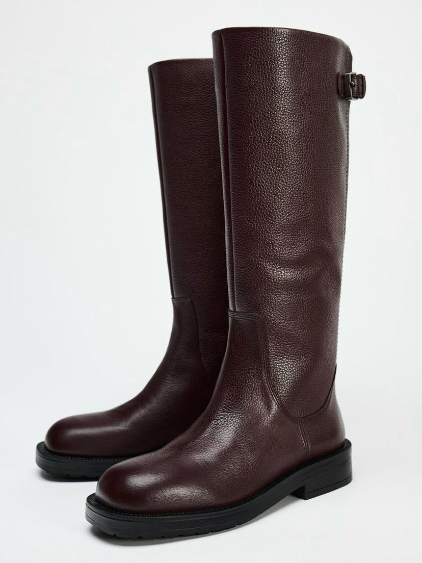Botas de piel granates