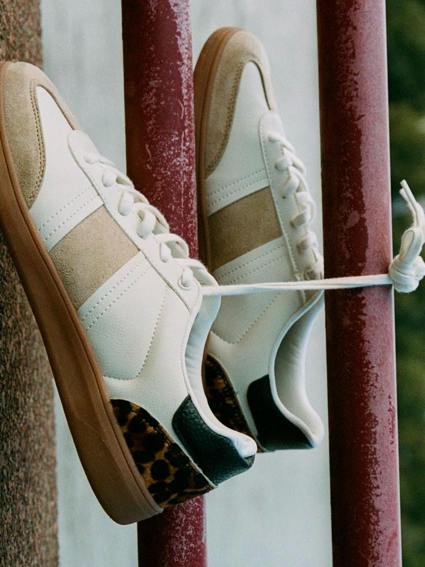 Zapatillas franjas leopardo